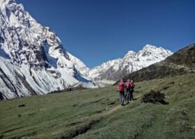 Manaslu Tsum Valley Trek – 19 Days